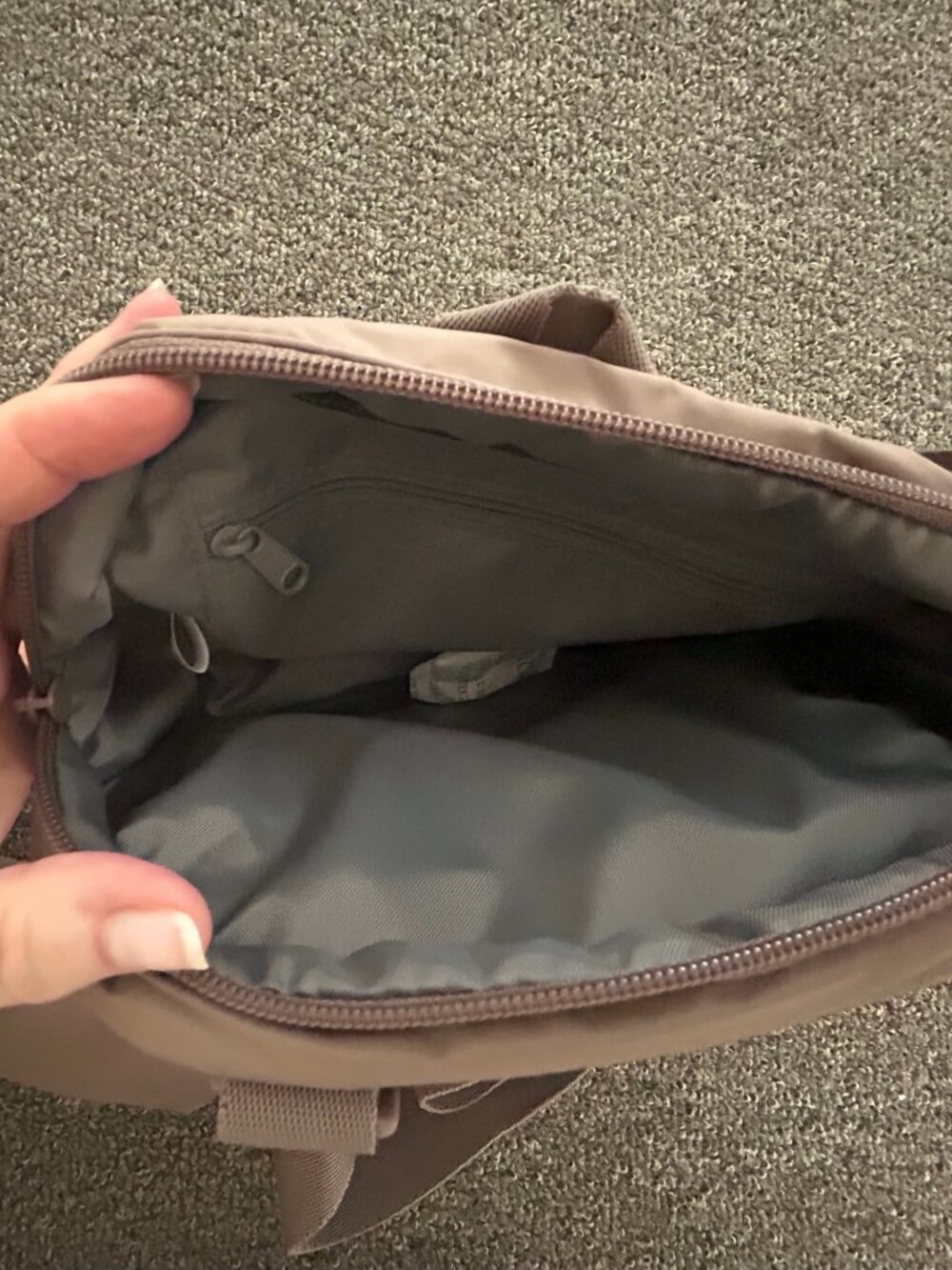 adidas "Originals" Puffer and Pouch Crossbody Bag - Picture 3 of 3